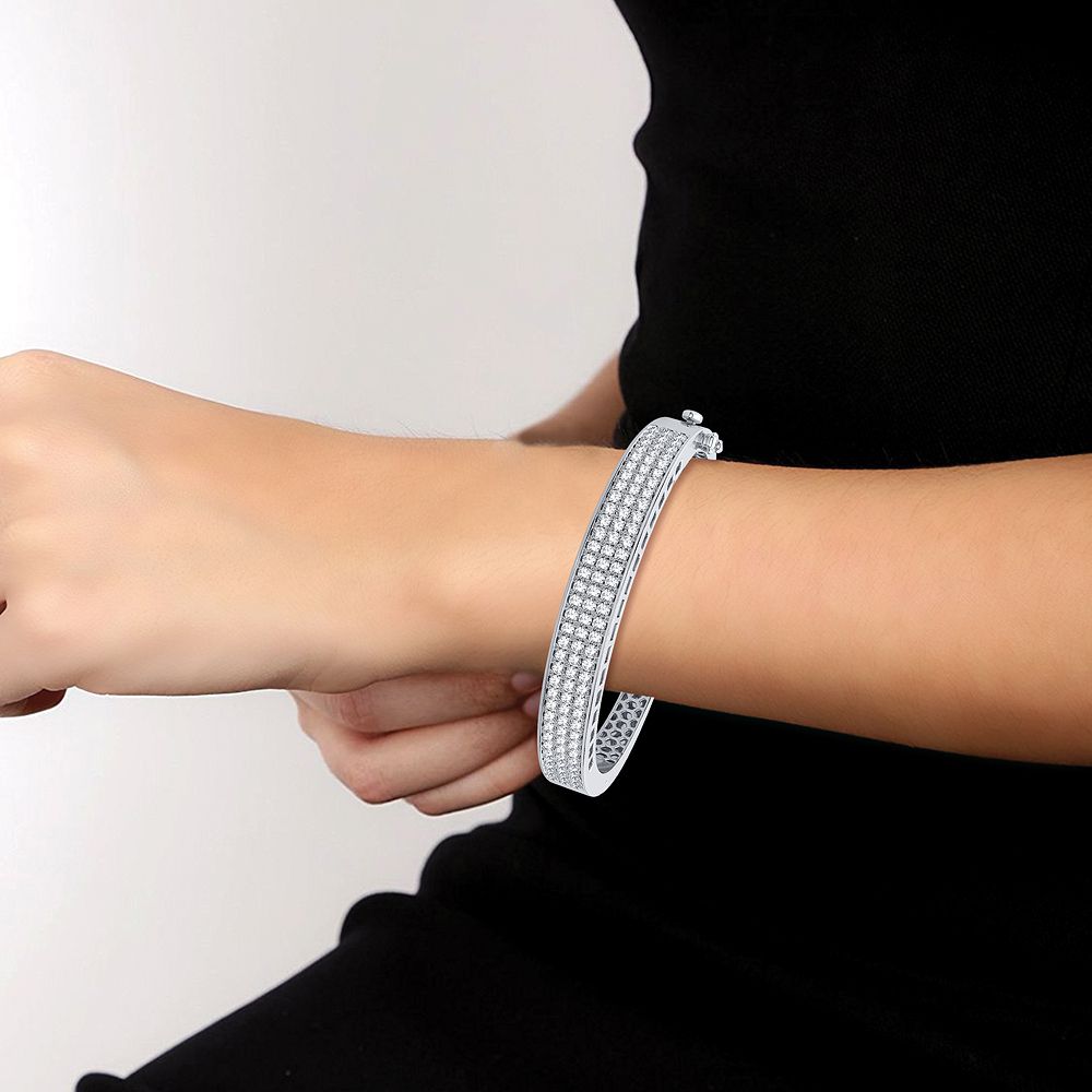 3.00 ct Diamond Bangle in 14K Gold