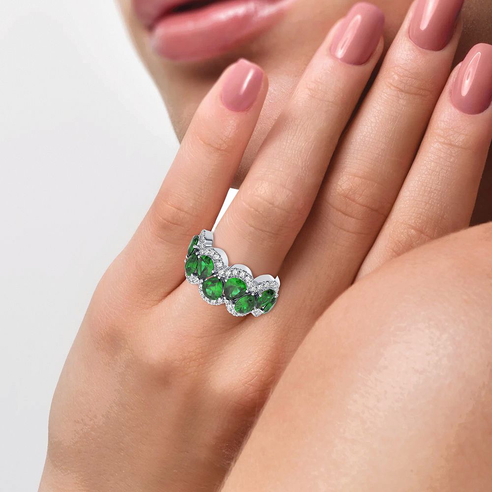 0.50 ct Emerald & Diamond Ring in 14K Gold