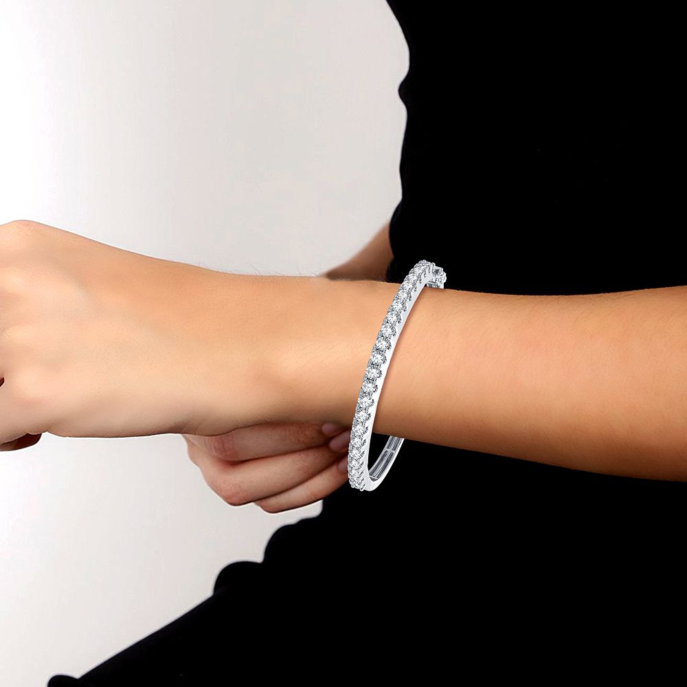 2.50 ct Diamond Bangle in 14K Gold