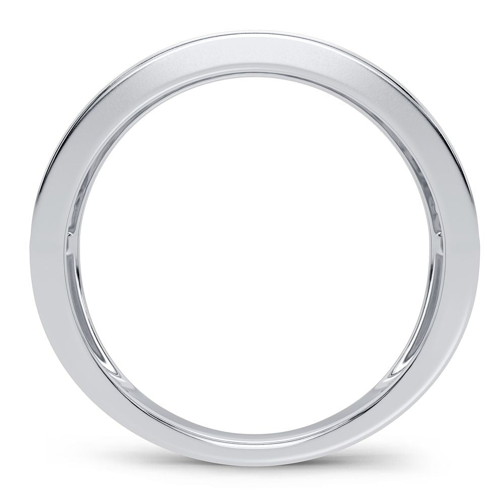 0.10 ct Diamond Band in 14K Gold