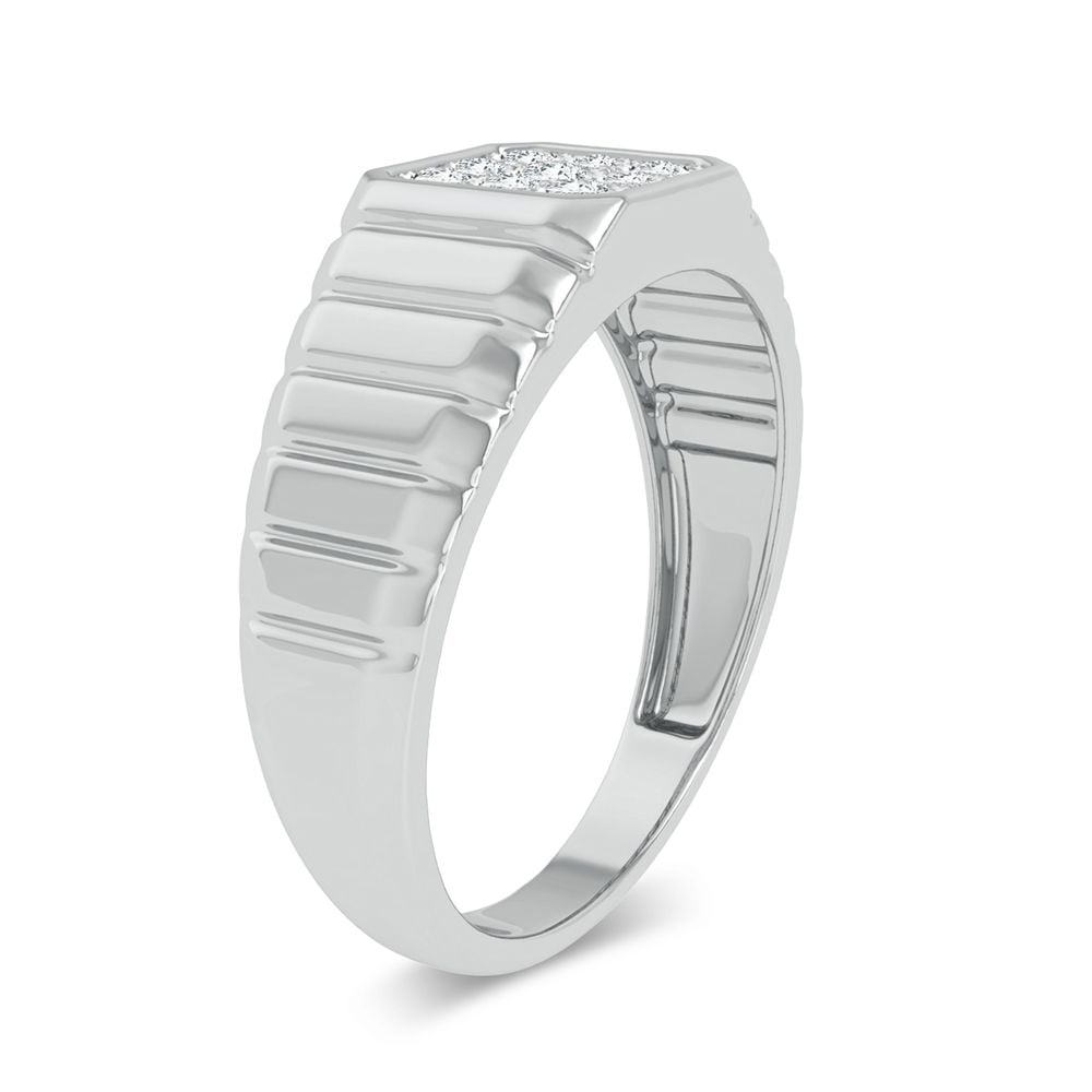 0.15 ct Men's Diamond Ring in 10K Gold